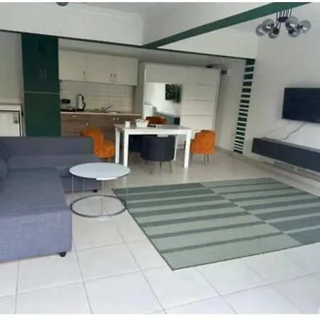 Sunnyy Apartment *